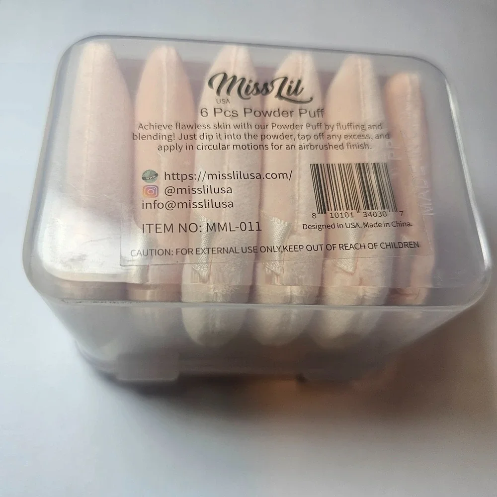 Miss Lil 6-Piece Powder Puff Make-up Set Peach cream NIB